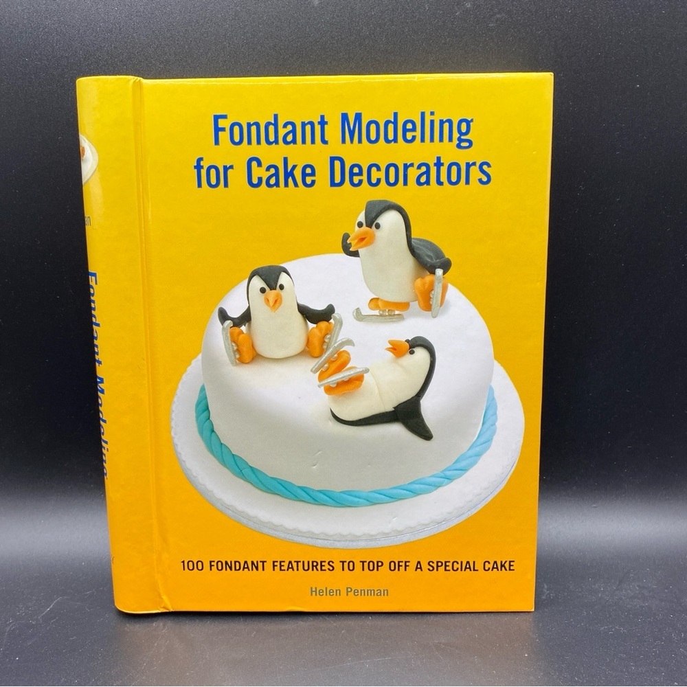 Fondant Modeling For Cake Decorators Spiral Bound Book 100 Fondant Features